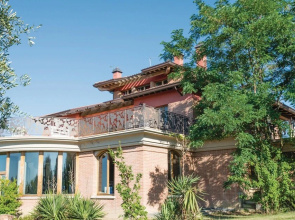 Stunning Home in Rimini -rn- With 4 Bedrooms and Wifi
