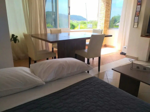 Kapahi Sea View Apartments & Suites