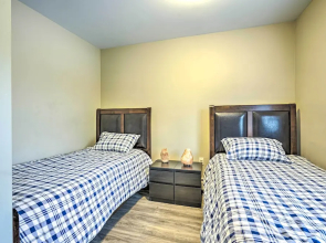 Family-friendly Keansburg Home: Walk to Beach!
