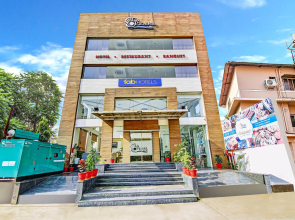 FabHotel La Pearl