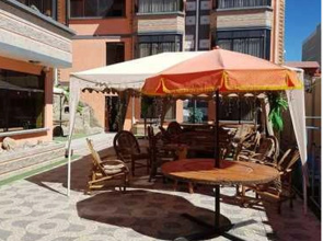 Las Tholas Hotel