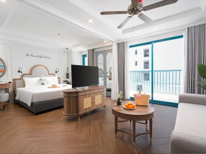 Pavillon Boutique Hotel & Apartment Nha Trang