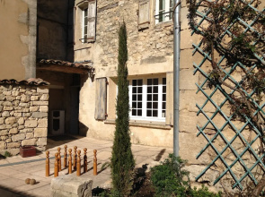 La Belle Cour