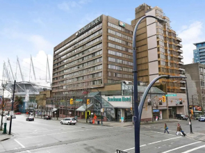 Sandman Signature Vancouver Downtown Hotel