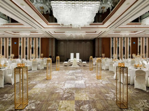 DoubleTree by Hilton Hotel Istanbul - Piyalepasa