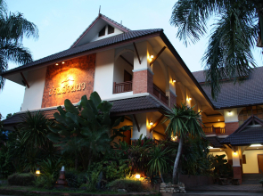 Baan Lanna Hotel