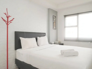 Minimalist And Cozy Living 1Br Belmont Residence Puri Apartment