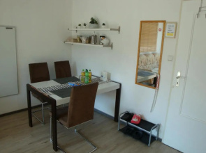 Tac Home 2-Zimmer Wohnung