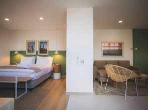 Splendid Studio in Laureles in Medellín