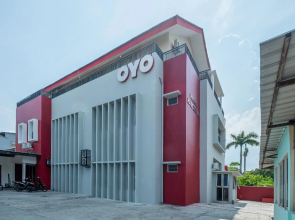 OYO 2132 Pondok Avicenna