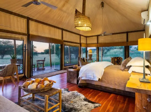 The Kalahari Sands Exclusive Safari Lodge