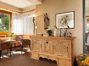 Hotel Garni Alpina