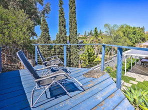 Sunny Orange County Abode w/ Fire Pit & Backyard!