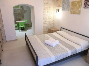 Locus Pendinelli Trani 53-the Philosophy of a B&b, the Details of a Hotel!!!