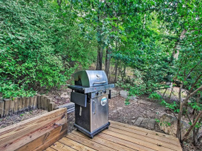 Massanutten Resort Home w/ Deck + Mountain Views!