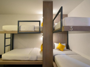 Wake Up Aonang Hotel