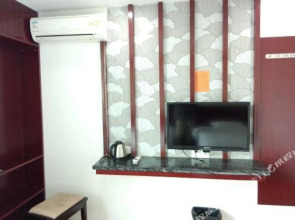 Home Inn Huaxuan Collection Hotel (Guangzhou Railway Station Clocks and Watches City)