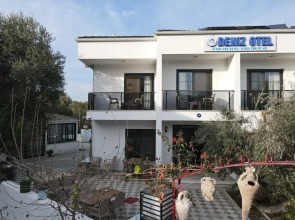 Deniz Otel