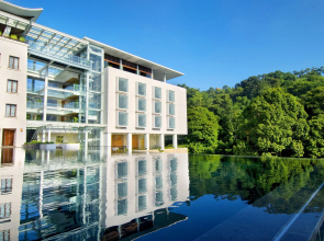 Padma Hotel Bandung