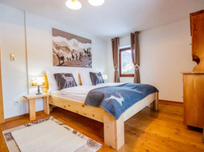 Apartment Karin Axams 18053