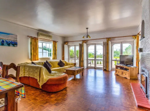 Montenegro Superbly Located Family Vila W