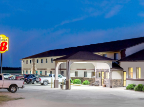 Western Inn & Suites