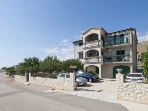 Per - Comfortable Family Apartments - A3