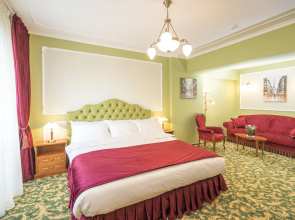Studio One Accommodation Suites