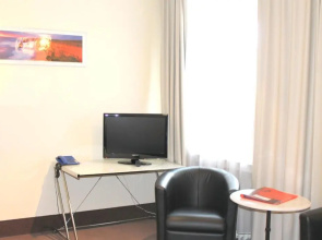 Monopol Hotel