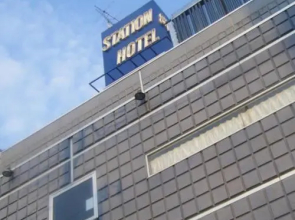 Shinmaebashi Station Hotel