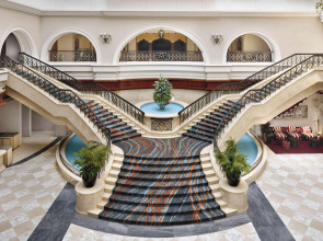 Mövenpick Hotel & Apartments Bur Dubai