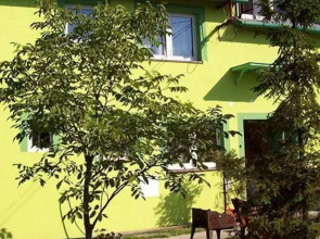 Hotelik nad Stawem