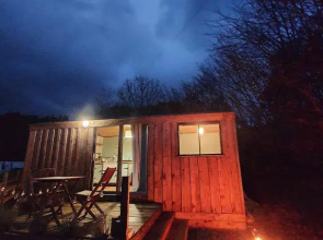 Shepherd's hut near Aberdyfi