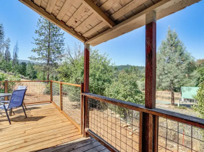 Updated Cabin in Lewiston Historical District!