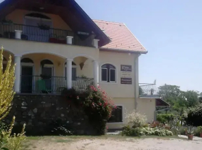 Apartmanház Klára