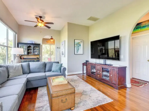 Dock, Kayaks & On-site Pond: Terra Ceia Home