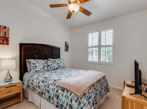 Southern #2055 Condo
