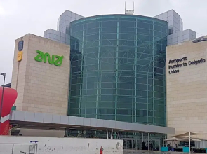 Lisbon Hostel Terminal 3