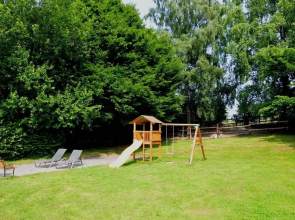 Charming Apartment in Sensenruth with Hot Tub