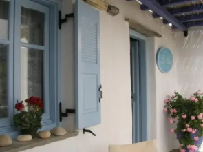 La Casa Tinos