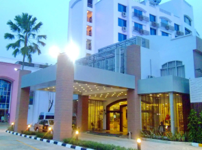 Mayflower Grande Hotel Phitsanulok