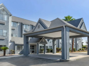 Quality Inn Downtown - near Market Square