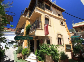 Acropol Hotel
