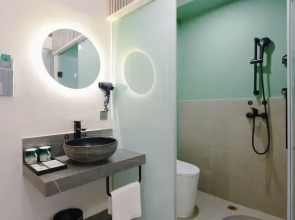 Stargazing Platform Inn - Guangzhou ChenClanAcademy & ShaMian & YongQingFang Branch