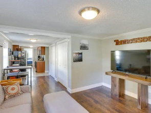 Pet-friendly Chattanooga Duplex in Northshore!