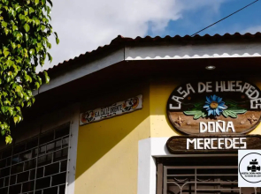 Doña Mercedes