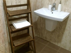 Гостиница Red Fox Guesthouse