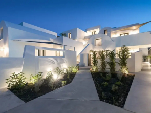 Karat Suites