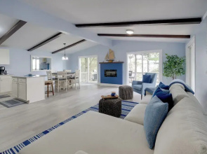Waterfront Views: Peaceful Chesapeake Bay Escape