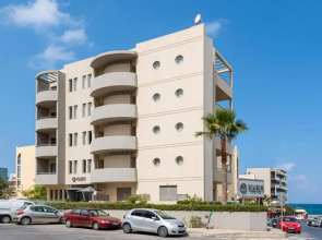 Lefkoniko Icarus Suites